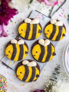 Bee Party Cookie