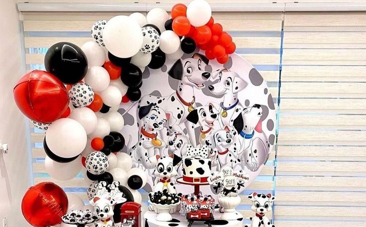 101 dalmatians decoration and balloons 