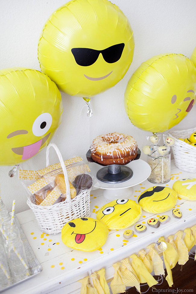 Emoji Birthday Party Planner